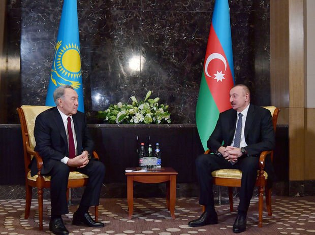 Nursultan Nazarbayev İlham Əliyevi təbrik etdi