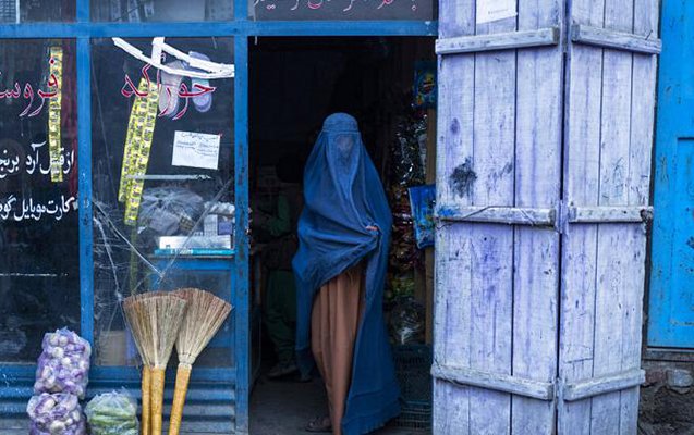 “Taliban”dan qadınlara daha bir qadağa