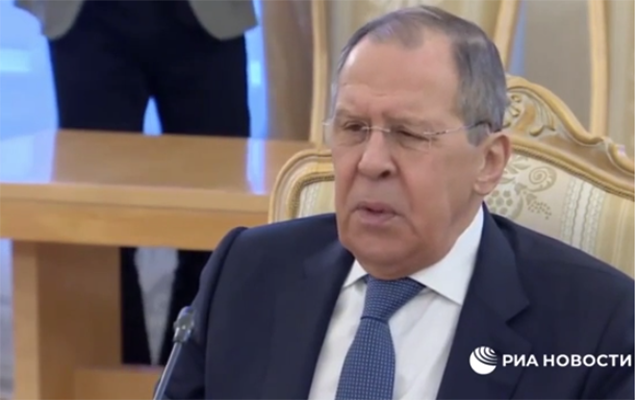 Lavrov bu dəfə tərcüməçinin sözünü yarımçıq kəsdi - Video