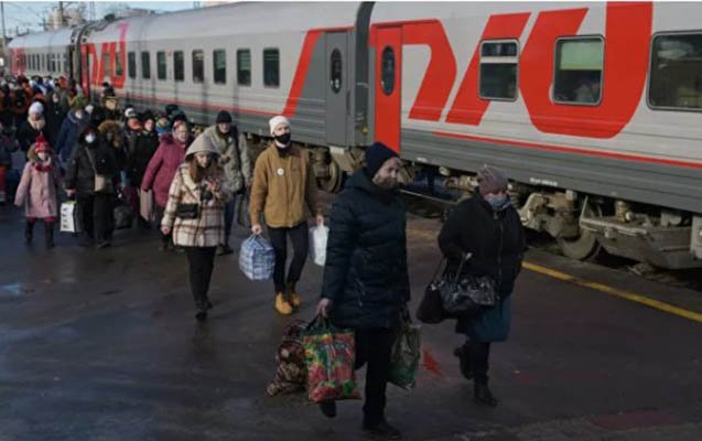 Donbasdan Rusiyaya təxliyə olunanların yeni sayı açıqlandı