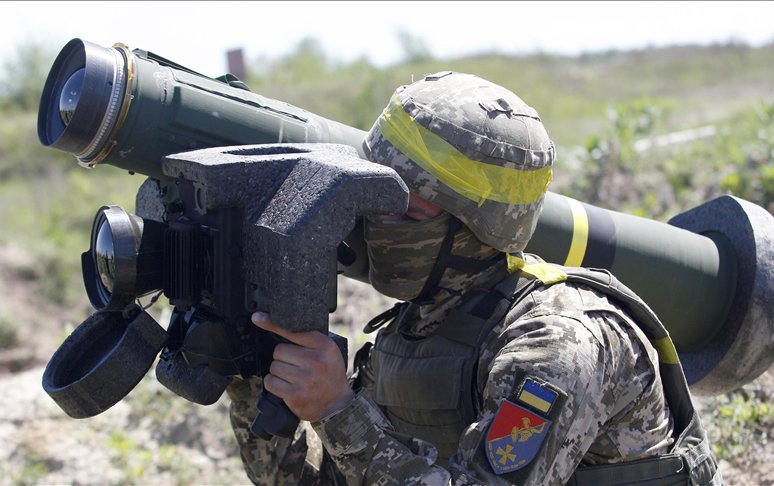 ABŞ Ukraynaya daha 800 milyon dollarlıq müdafiə yardımı edəcəyini açıqladı