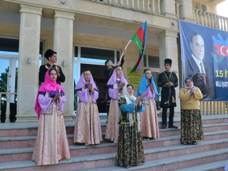 Şabran rayon Mədəniyyət Mərkəzinin qarşısında 14 iyun 2022-ci il tarixində 15 iyun Milli Qurtuluş Günü ilə əlaqədar konsert təşkil edilmişdir.