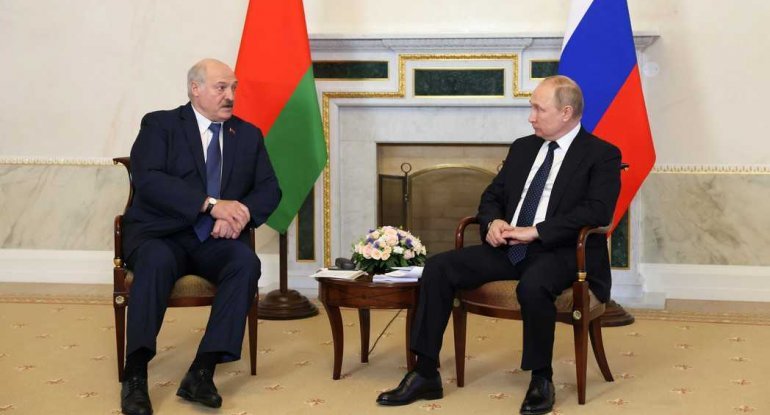Putinlə Lukaşenko planlı şəkildə Avropanın üç ölkəsinə nüvə zərbələrinə doğru irəliləyir...