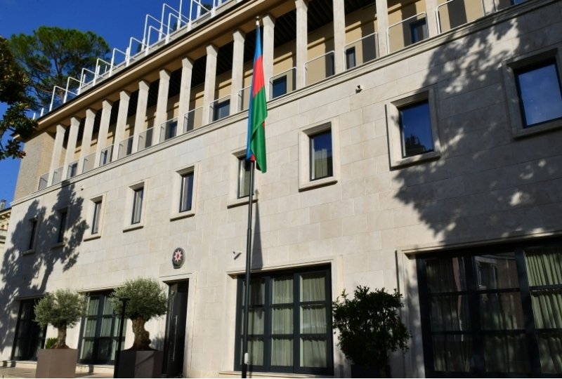 Prezident Azərbaycanın İtaliyadakı səfirliyinin yeni binasının açılışında iştirak edib FOTO