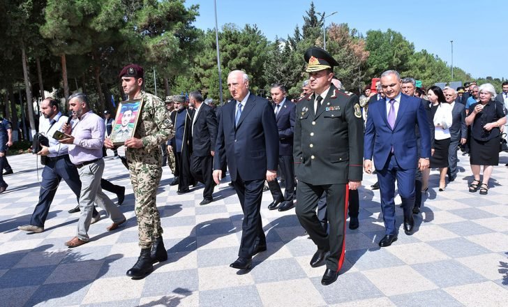 Sumqayıt şəhid Bəxtiyar Muradovla vidalaşdı – FOTOLAR