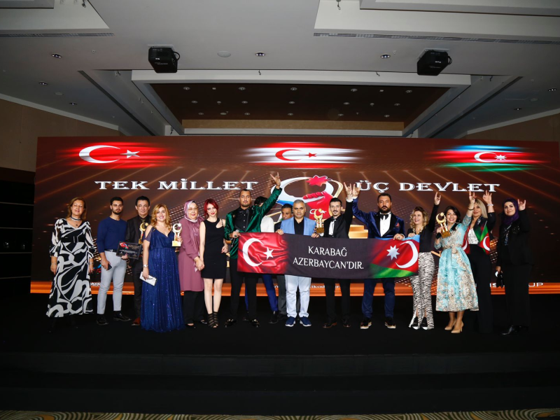 MEHSETİ HÜSEYNOVA Türkiye-Azerbaycan Kardeşlik Ödülü aldı