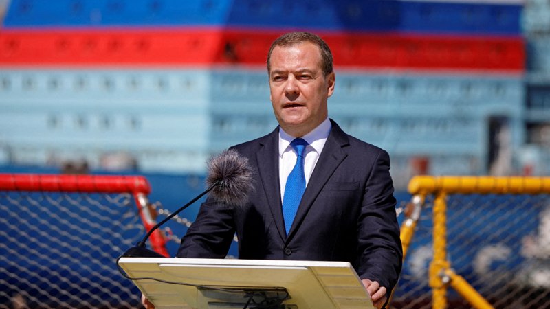 Medvedev: "Ukrayna planetdə olmayacaq, o, heç kimə lazım deyil"
