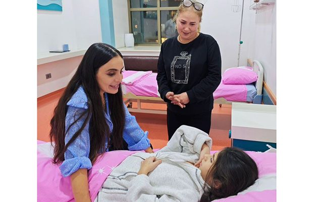 Leyla Əliyeva Uşaq Onkologiya Klinikasında olub – FOTO