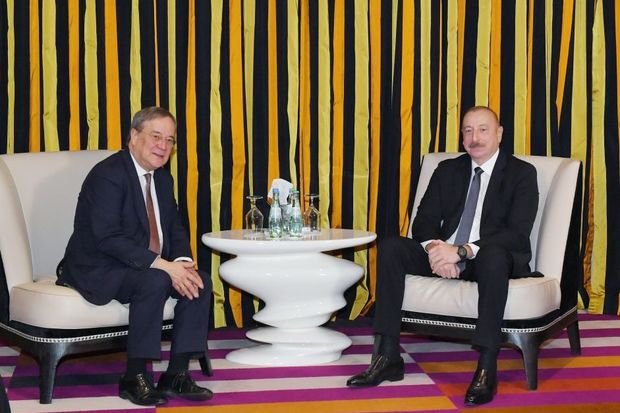 Prezident İlham Əliyev ilə Bundestaqın üzvü Armin Laşetin Münhendə görüşü olub - FOTO