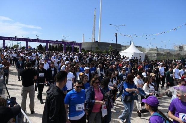 18 mindən çox iştirakçının yarışdığı “Bakı marafonu 2024” start götürüb - FOTO/VİDEO