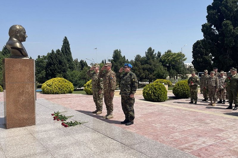 Hərbi attaşelərin "N" hərbi hissəsinə tanışlıq səfəri təşkil olunub