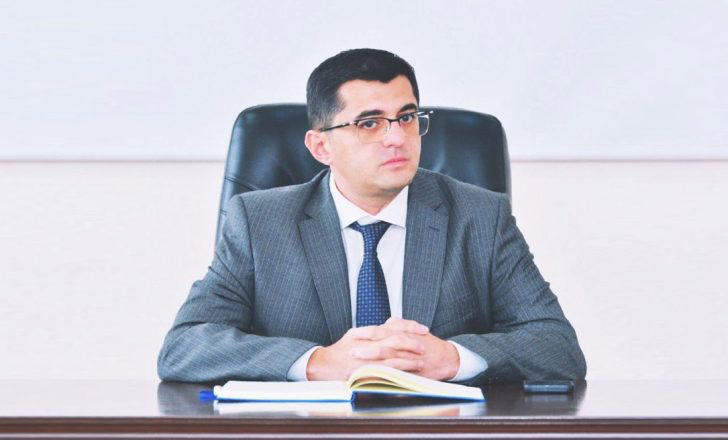 Rektor Rüfət Əzizov abituriyentlərə müraciət etdi