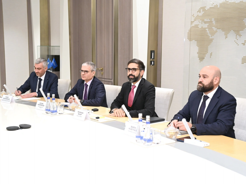 SOCAR-ın prezidenti "Subsea7" şirkətinin baş icraçı direktoru ilə görüşüb