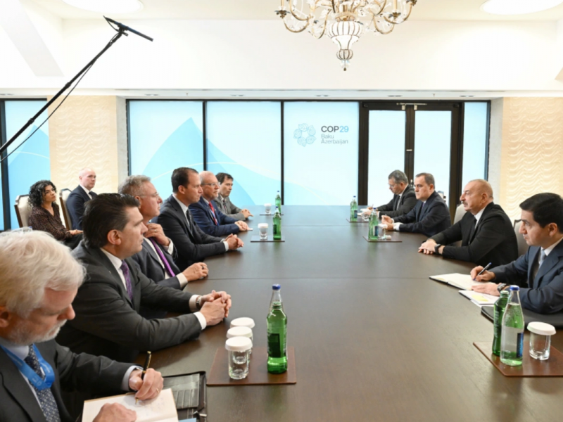 Prezidenti İlham Əliyev ABŞ Nümayəndələr Palatası üzvünün başçılıq etdiyi nümayəndə heyəti ilə görüşüb
