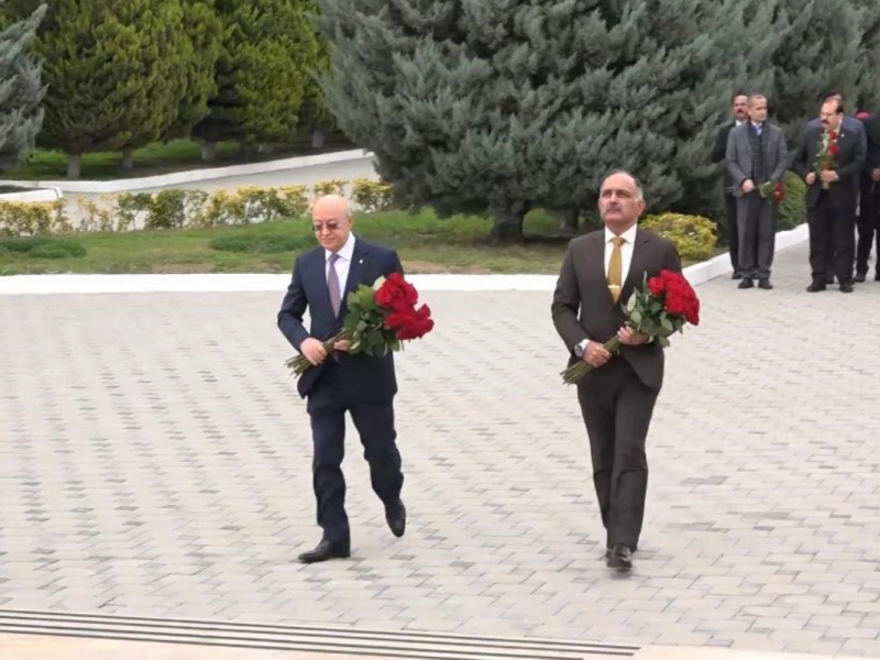 Kəmaləddin Heydərov pakistanlı həmkarı ilə FHN-in Akademiyasında olub