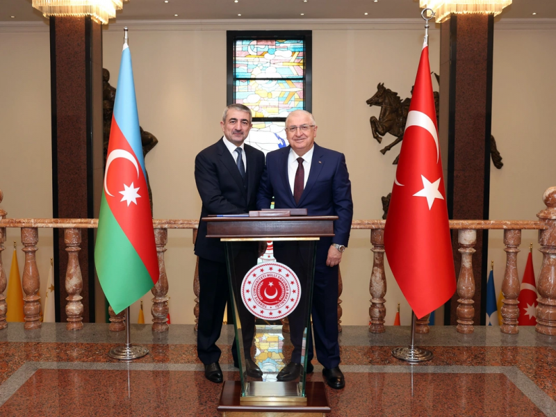 Yaşar Gülər Elçin Quliyevi qəbul edib