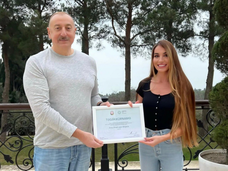 Prezident Arzu Əliyevanı təltif edib