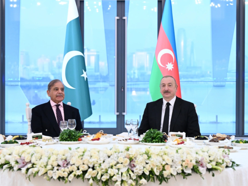 Azərbaycan Prezidentinin adından Pakistanın Baş nazirinin şərəfinə dövlət ziyafəti verilib