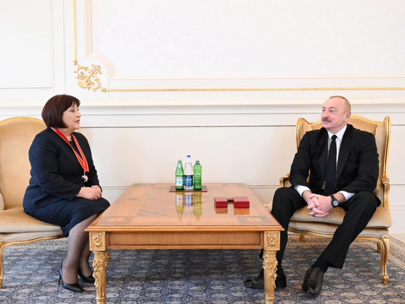 Prezident İlham Əliyev Sahibə Qafarovaya "Şərəf" ordenini təqdim edib