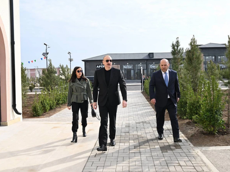 İlham Əliyev və Mehriban Əliyeva Ağdamın Sarıcalı kəndinin birinci mərhələsinin açılışında iştirak edib