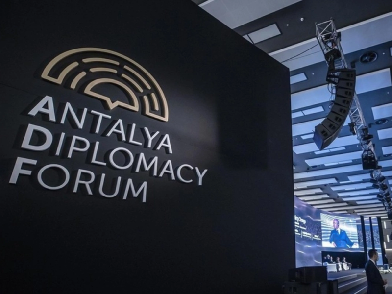 İlham Əliyevin iştirakı ilə Türkiyədə IV Antalya Diplomatik Forumunun rəsmi açılış mərasimi keçirilib
