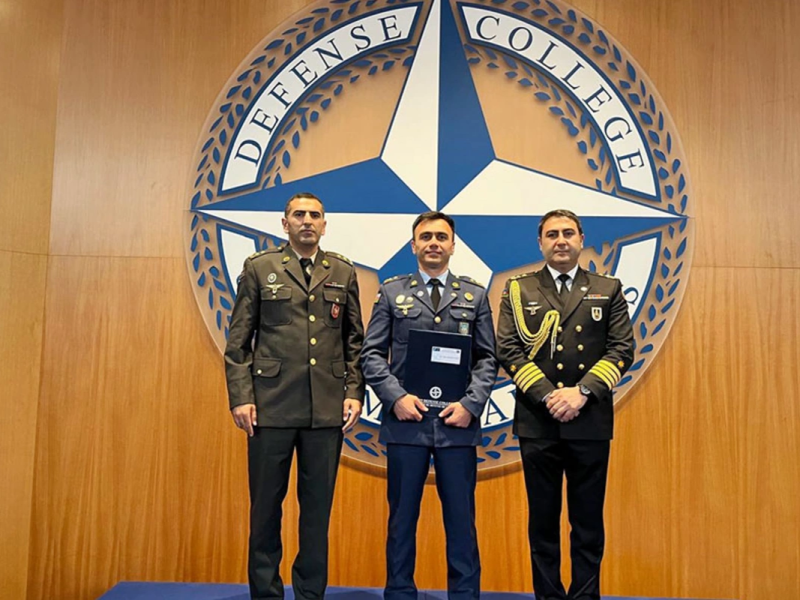 Azərbaycan hərbçisi NATO kursunu uğurla başa vurub