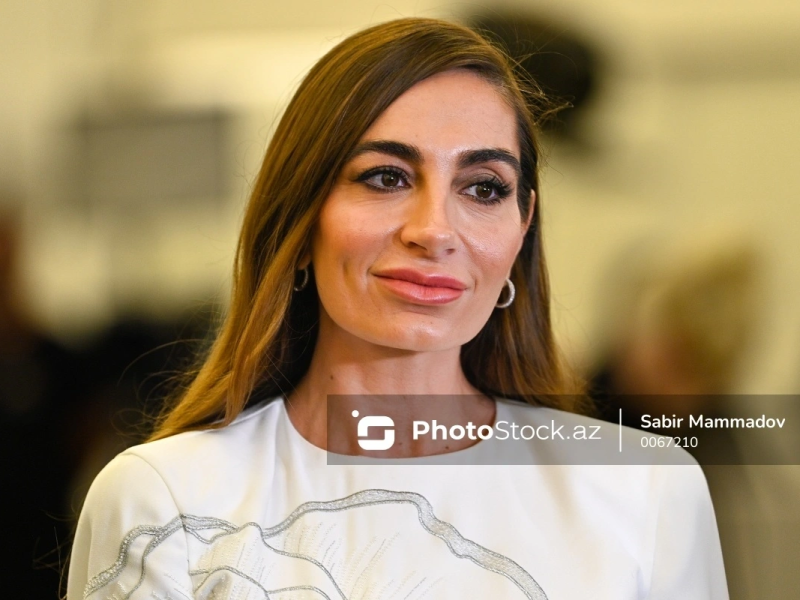 Arzu Əliyeva Romadakı sərgidən görüntülər paylaşdı