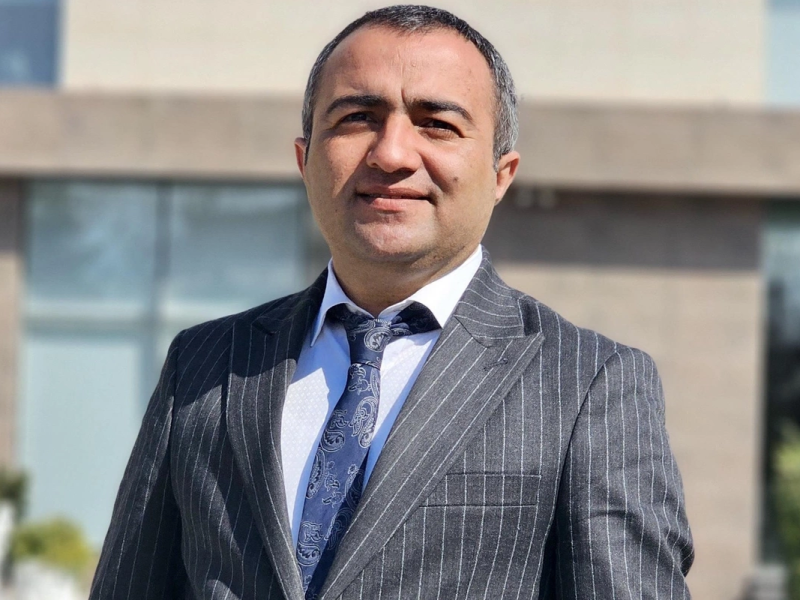 İcra başçısının müavini vəzifəsindən getdi