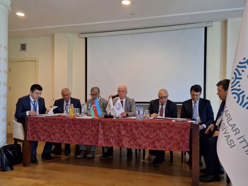 Həmkarlar  ittifaqları Federasiyasının növbədən kənar 6 cı qurultayı kecirildi.