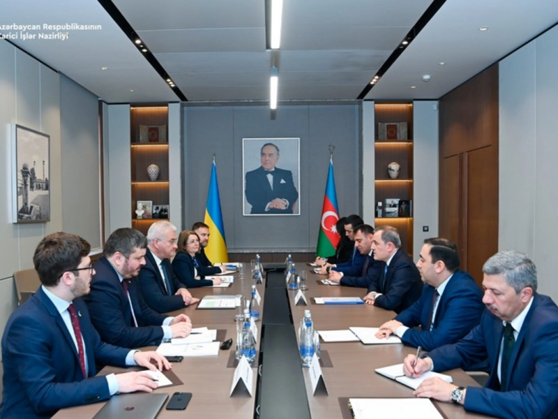 Azərbaycan və Ukraynanın xarici işlər nazirləri Bakıda görüşüblər