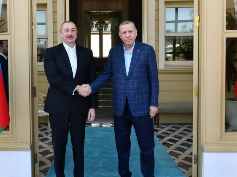 Rəcəb Tayyib Ərdoğan İlham Əliyevi Müstəqillik Günü münasibətilə təbrik edib