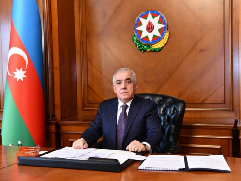 Əli Əsədov Ukraynanın yeni Baş nazirini təbrik edib