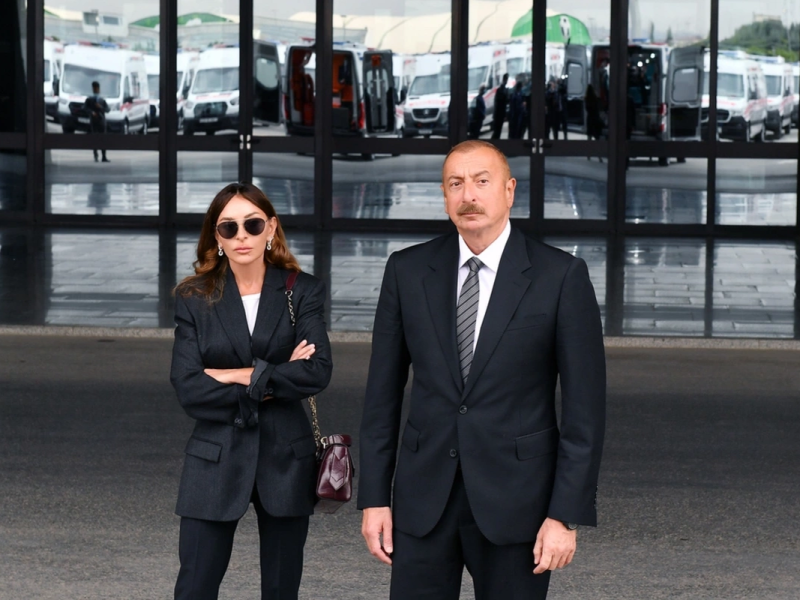 İlham Əliyev və Mehriban Əliyeva Ağdərənin Kolatağ kəndində bərpa işləri ilə tanış olublar