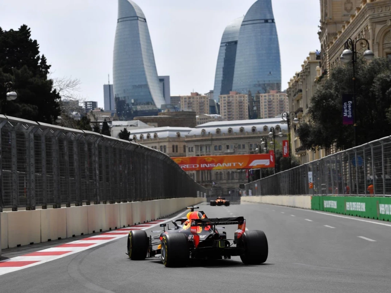 Formula 1 üçün Azərbaycana gələnlərə viza asanlaşdırıldı