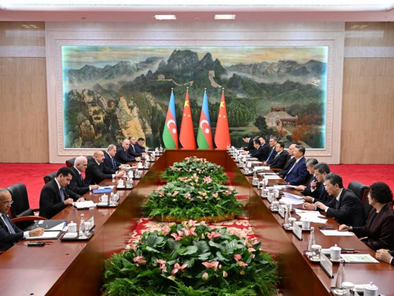 Bakı və Pekin: ikitərəfli əməkdaşlıqdan qlobal təşəbbüslərə