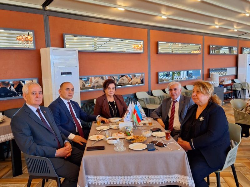 ASQİB - nin sədri Zemfira Ağayeva və üzvləri baş redaktor, mətbuat katibini təbrik etdi