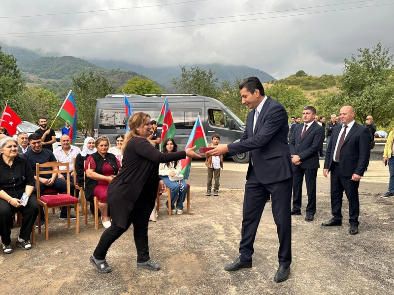 İlk köç karvanı Badara kəndinə çatıb