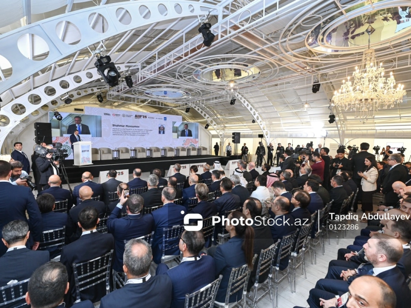 AIIF-2025 çərçivəsində 10 milyard dollarlıq sənədlər imzalanıb
