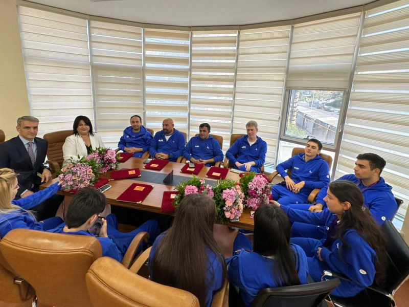 III MDB Oyunlarında uğurla çıxış edən stolüstü tennisçilər mükafatlandırılıb