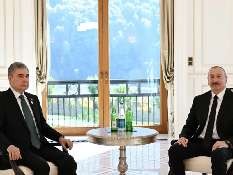 Azərbaycan Prezidenti Qəbələdə Qurbanqulu Berdiməhəmmədovla görüşüb