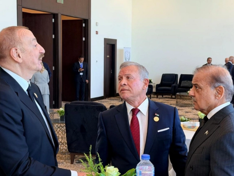 İlham Əliyev Misirdə bir sıra ölkələrin liderləri ilə görüşüb