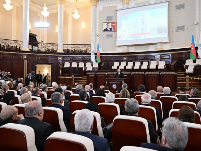 İlham Əliyev: Yaxın bir neçə ay ərzində geoloji kəşfiyyat işləri ilə bağlı bizə çox yaxşı xəbərlər gələcək