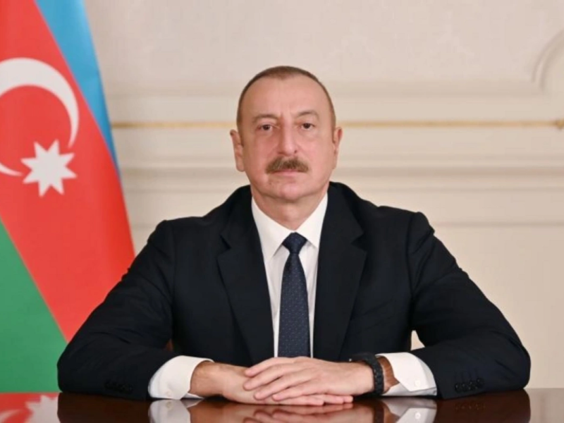 İlham Əliyev Dövlət Bayrağı Günü münasibətilə paylaşım edib