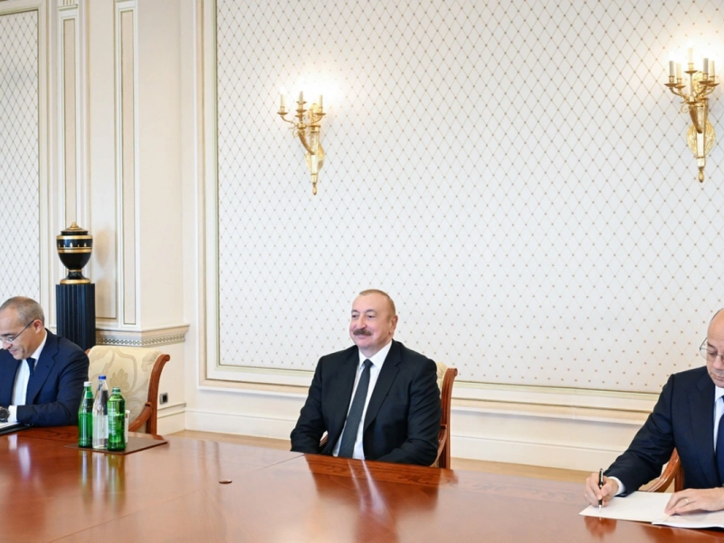 İlham Əliyev Çinin "China Datang Corporation Ltd." şirkətinin nümayəndə heyətini qəbul edib