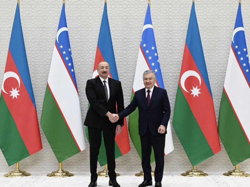 Azərbaycan və Özbəkistan prezidentlərinin təkbətək görüşü olub