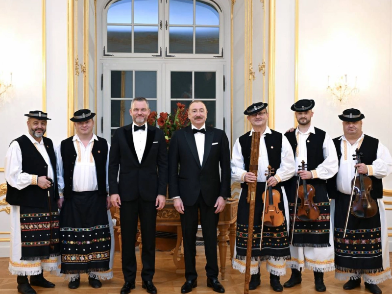 Bratislavada İlham Əliyevin şərəfinə rəsmi ziyafət verilib