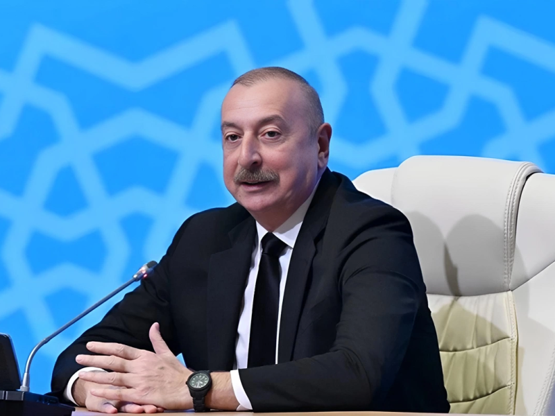 İlham Əliyev Bəhreynin Kralını təbrik edib