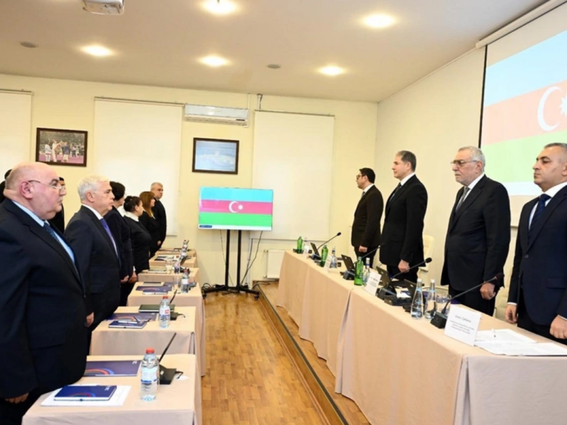 Vilayət Eyvazov yenidən Atıcılıq Federasiyasının prezidenti seçilib