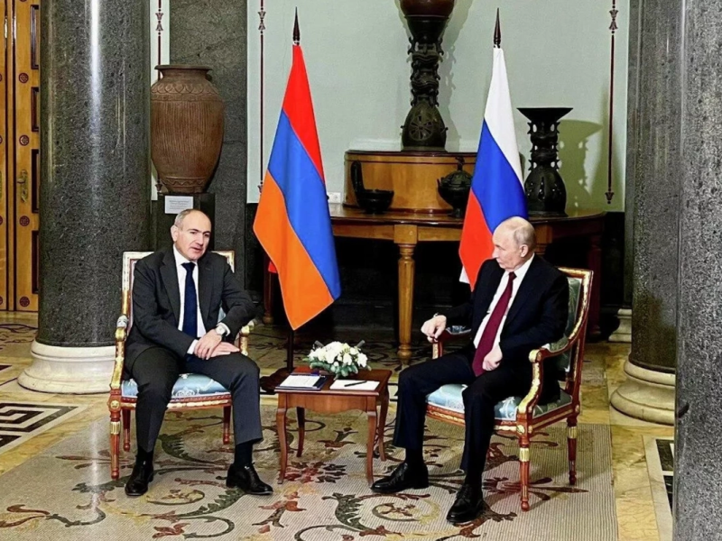 Paşinyanın Putinlə görüşündə TRIPP layihəsi müzakirə olundu