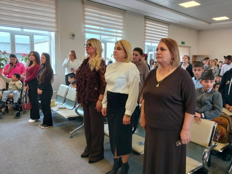 Dünya Azərbaycanlılarının Həmrəyliyi Günü ilə bağlı xüsusi qayğıya ehtiyacı olan uşaqlar üçün Yeni İl şənliyi keçirildi